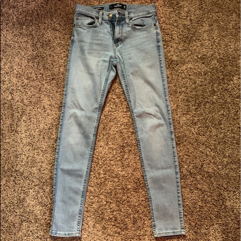 Hollister jeans